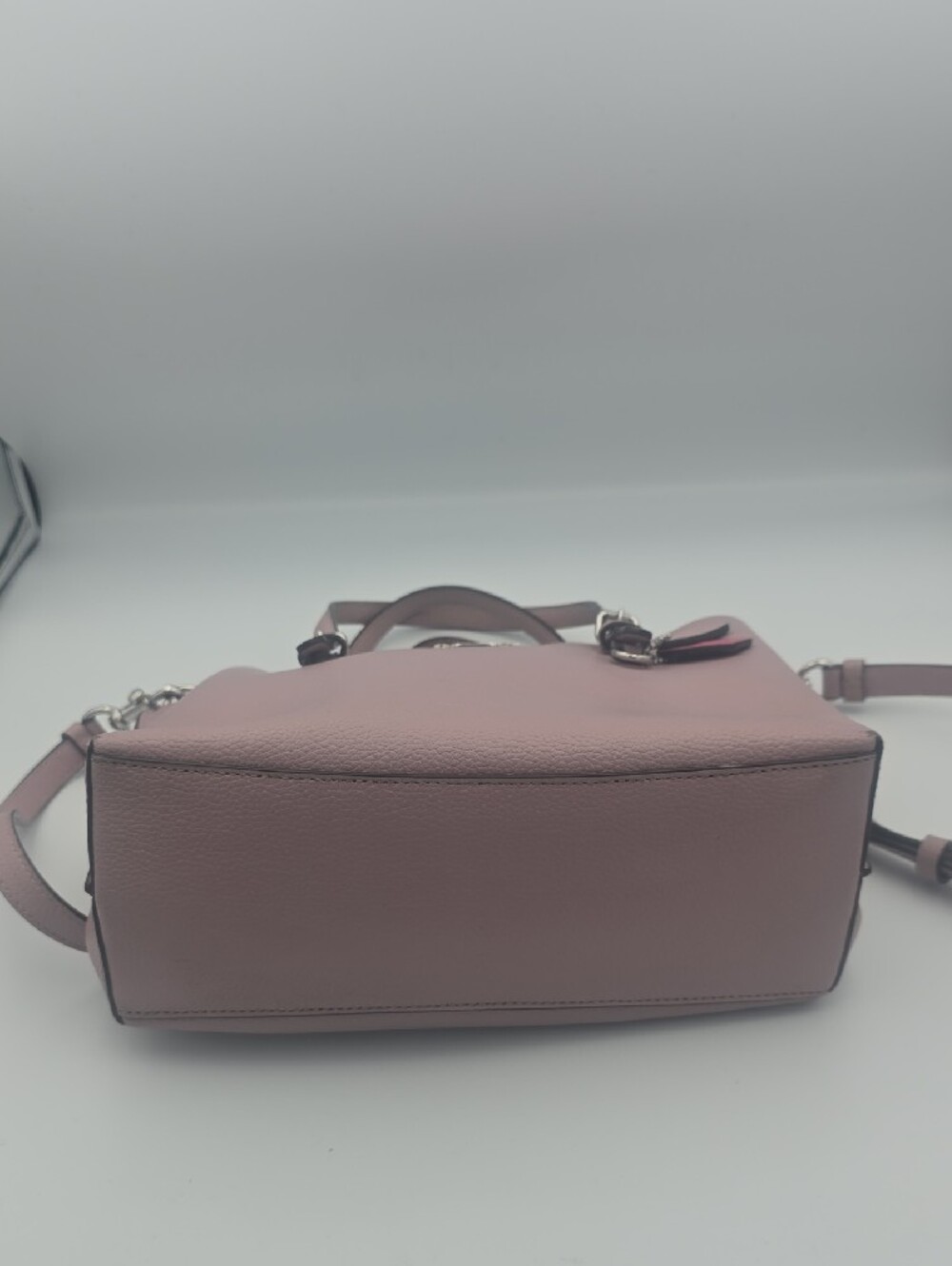 Coach Mollie 25 Ice Pink Leather Small Tote W/ Silver Hardware (EUC)π©Άππ©Ά - Picture 8 of 16